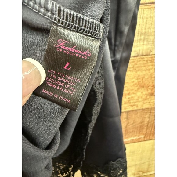 Frederick's of Hollywood Black Satin Lace Trim Sleeveless Nightgown Large - Picture 7 of 9